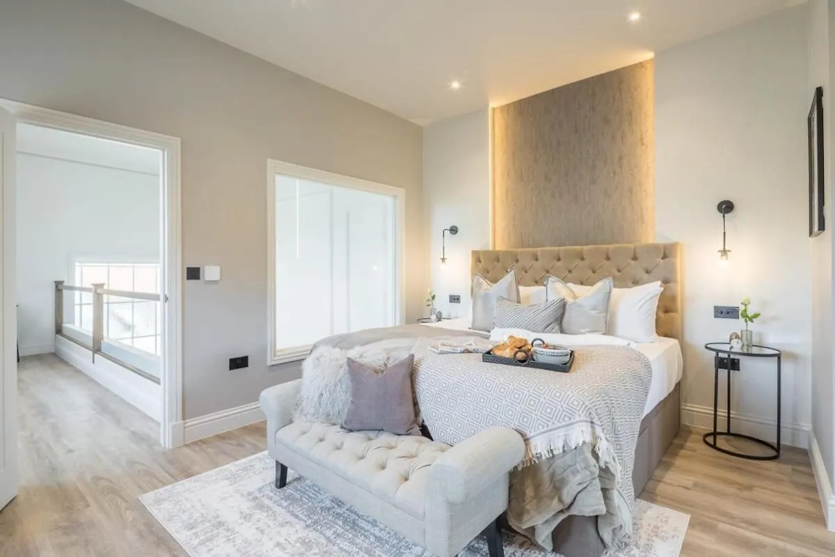 Deluxe Modern-Themed 1 Bedroom Apartment Cambridge  United Kingdom