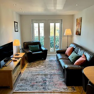 Serviced Apartment Chester